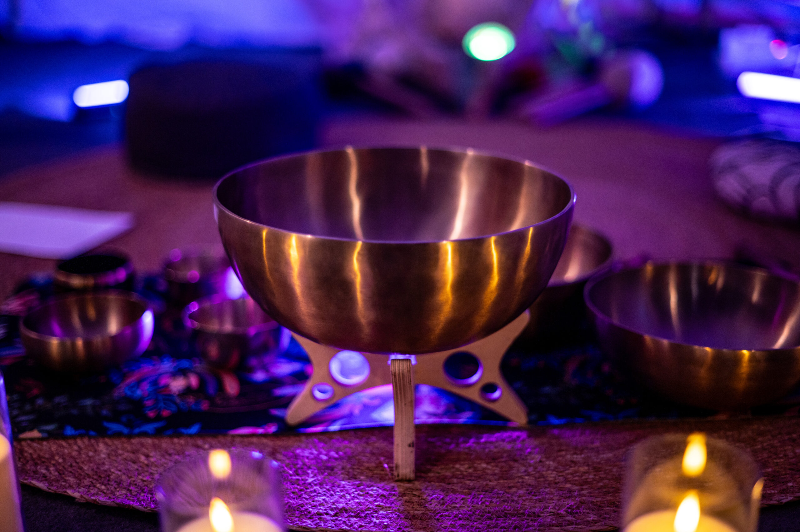 Misy tybetańskie używane podczas terapii dźwiękiem w Świdnicy